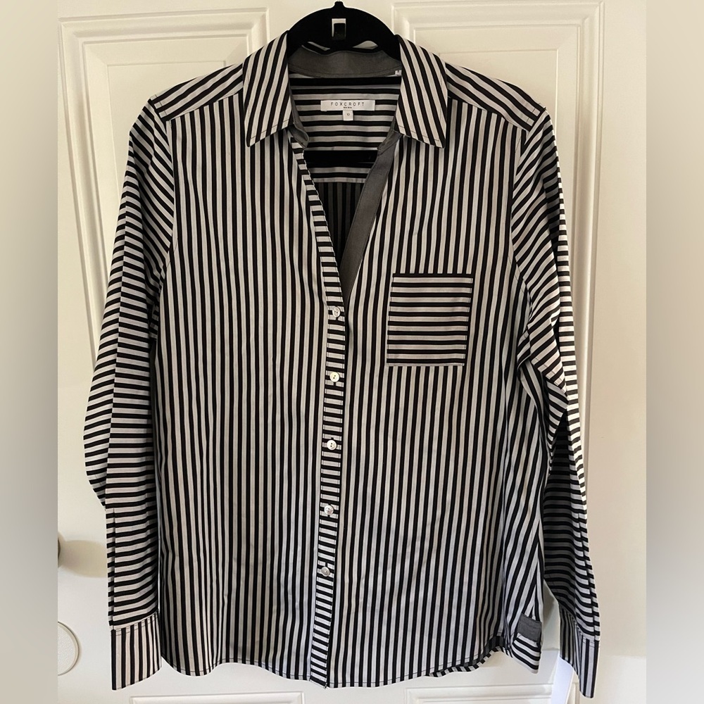 Foxcroft NWT Black and Grey Striped Ladies Business Shirt